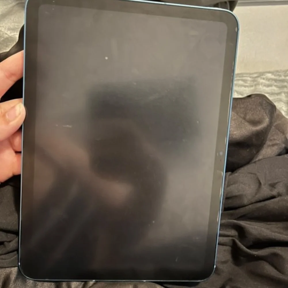 Apple 64gb barley